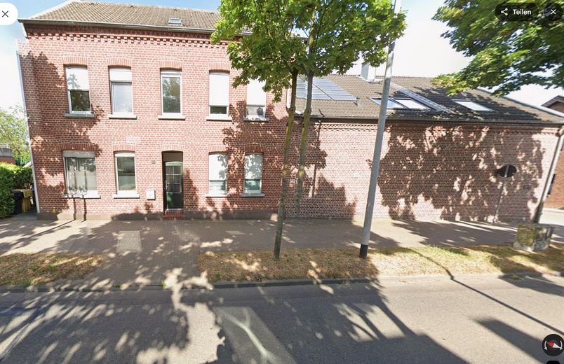 Haus 1 Front und Haus 4 Rück