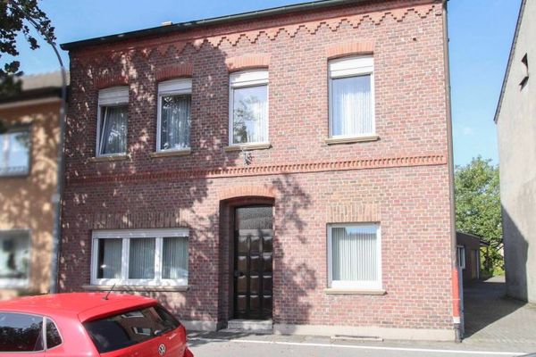 Wunderschöner Altbau mit Ausbaupotential und Garage im Zentrum von Straelen