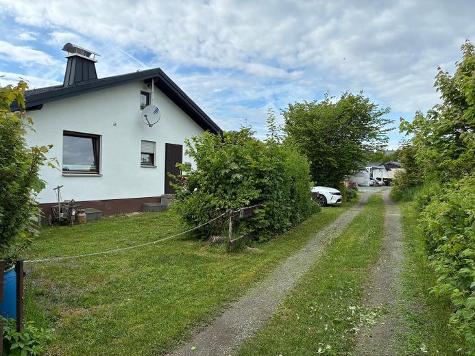 Haus im Grünen mit unverbaubarem Blick über den Frankenwald in ruhiger Lage – Foto 18