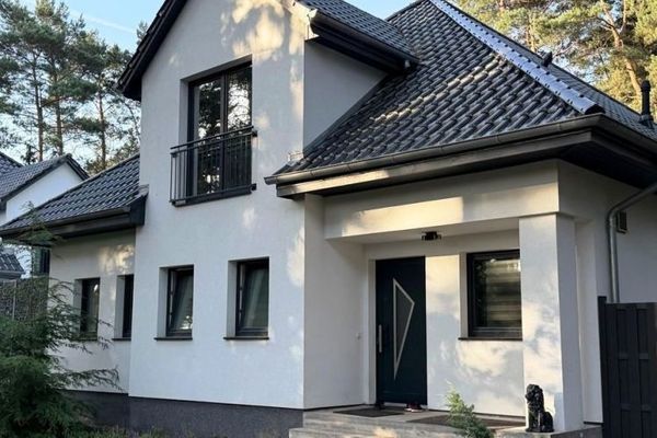 Modern House in Borkwalde - Approx. 184 m² and 5 Rooms