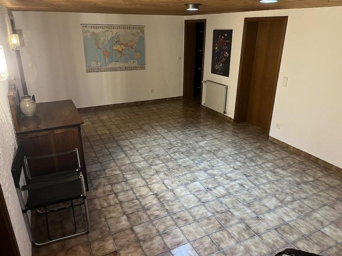 Wunderschöne Wohnung in Bestlage – Keller Vorraum