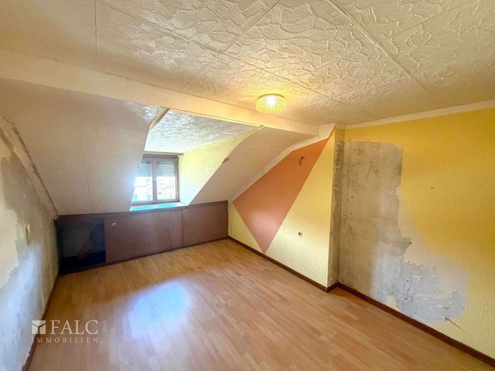 Charmantes Reihenmittelhaus mit Garten in zentraler Lage – Schlafzimmer 3 2.OG