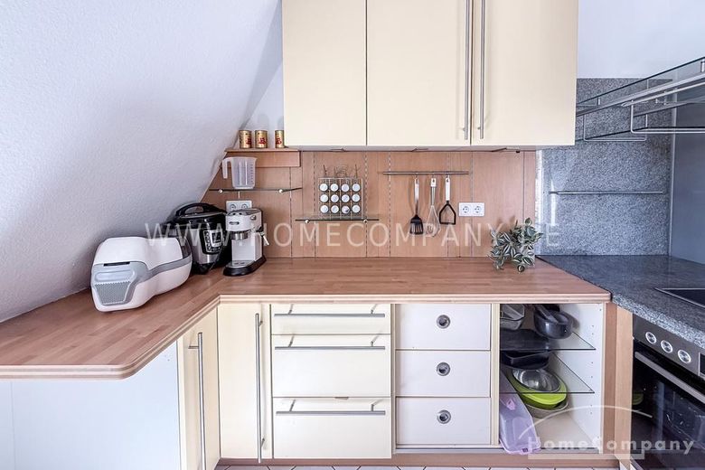22801 HomeCompany Dresden Möbliert/Furnished 3-Zimmer Maisonette Wohnung in Dresden-Striesen mit Balkon max. 3 Personen – 4bb4e2bb4320c2fca5728e2c455522c9221256f4.jpg