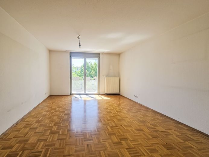 Elegante 3-Zimmer-Wohnung mit Westbalkon in Top-Lage Mainz-Gonsenheim - bezugsfrei! – Wohnzimmer