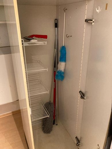 2. Abstellraum Putzschrank
