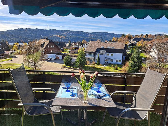 HAUS-SCHLUCHSEEBLICK: 3 Ferienwohnungen mit "Classic-Car-Ambiente" in Premiumlage (€ 1,1 Mio. +Inv.) – OG Balkon mit Aussicht