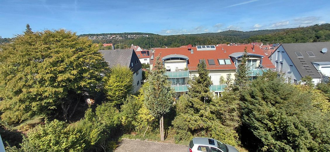 Gemütliche 3,5 Zimmerwohnung in guter Lage in Stuttgart Süd – Zentrale, dennoch ruhige Lage 