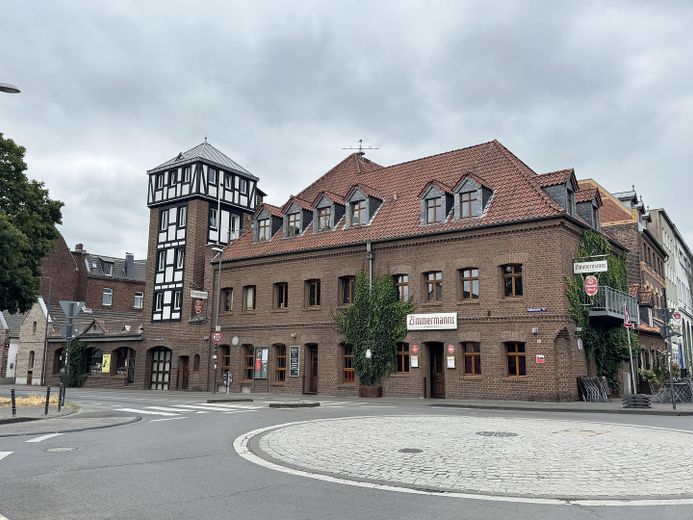 Ehrenfeld-Bickendorf: Wunderschönes Landhaus mit Hof und großem Garten, ökologisch saniert – Restaurant 2 Min. entfernt