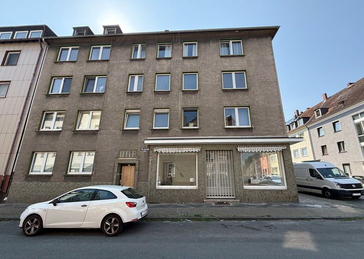 Straßenansicht