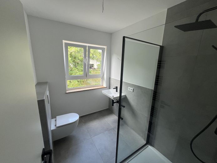 Appartamento trilocale completamente ristrutturato con balcone - Senza commissioni – Foto 7