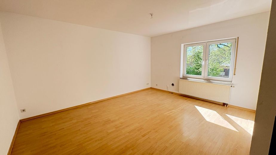 Großzügige 3-Zimmerwohnung in Aßlar – Wohnzimmer