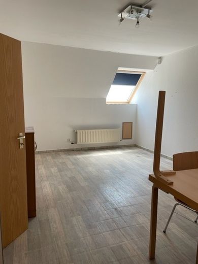 Autarke Business-Residenz NRW in Autobahnnähe: Wo Innovation auf Expansion trifft (PROVISIONSFREI) – Büro oder Lager im EG