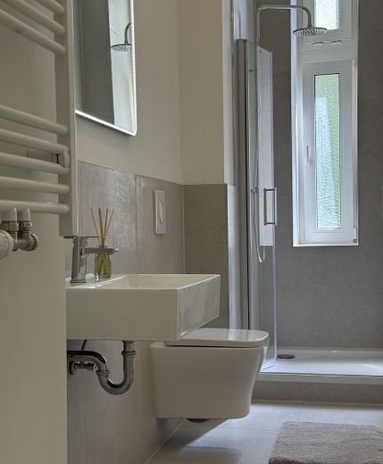Bezugsfreie Design Wohnung ohne Provision – Foto 5