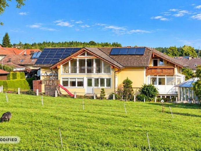 PISCINA COPERTA, SAUNA E 3 UNITÀ – Foto 1