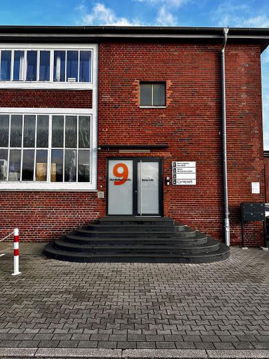 42 qm Büro zur Alleinnutzung in ruhiger Büroeinheit (4 Mieter) – Herten-Süd, AufEwald – Eingang