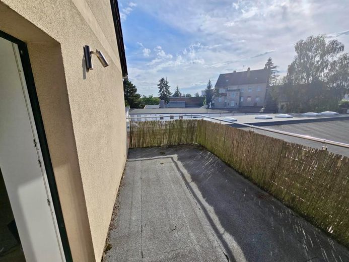 Bonito apartamento de 1 habitación con balcón y cocina en Luckenwalde – Balkon