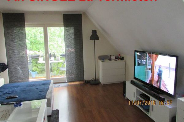 68 m² große Dachgeschoßwohnung für Singles ab 01.05.2024 neu zu vermieten