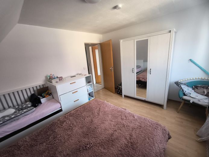 Schlafzimmer 2.OG Rechts