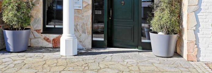 PROPRIÉTÉ SPACIEUSE ... DE L’ESPACE POUR CHAQUE ÉTAPE DE LA VIE ... BEAUCOUP DE POTENTIEL