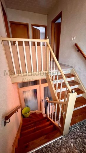 *** Mehrgenerationenhaus mit drei Wohnparteien - Nähe Biedensand *** – Vorderhaus Treppenhaus Ansicht 3
