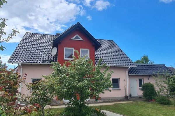 Provisionsfrei ! Ankommen & Wohlfühlen: Großzügiges Familienhaus mit Ostsee-Weitblick