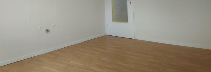 Zweizimmerwohnung in Alzenau-Wasserlos * renoviert und sofort beziehbar * – Zimmer 1