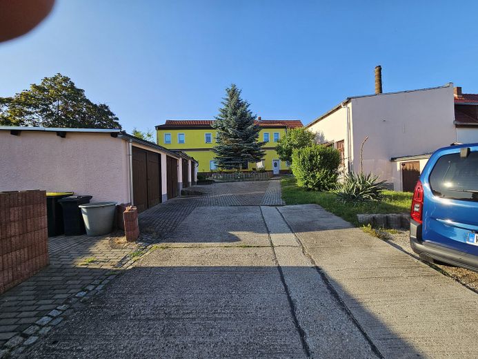gesamter Hofbereich
