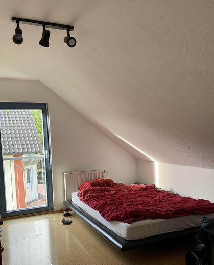 Mieszkanie z dużą ilością przestrzeni w domu i ogrodzie – Kinderzimmer