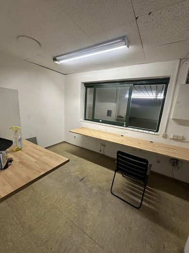 Ladenlokal Einzelhandel Halle Lager Praxis Gewerbe Gastro Sporthalle Freizeit zu vermieten – Foto 27