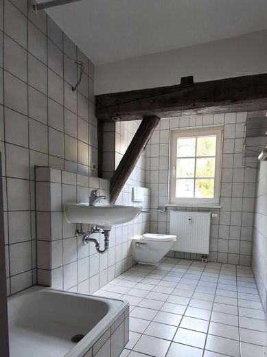 Appartement attractif de 4,5 pièces à la lisière de la vieille ville – Duschbad