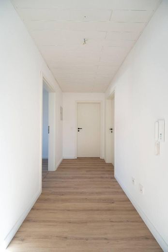 Modernisiertes Zweifamilienhaus mit Einliegerwohnung, neuer Gasheizung & PV Anlage – Foto 18