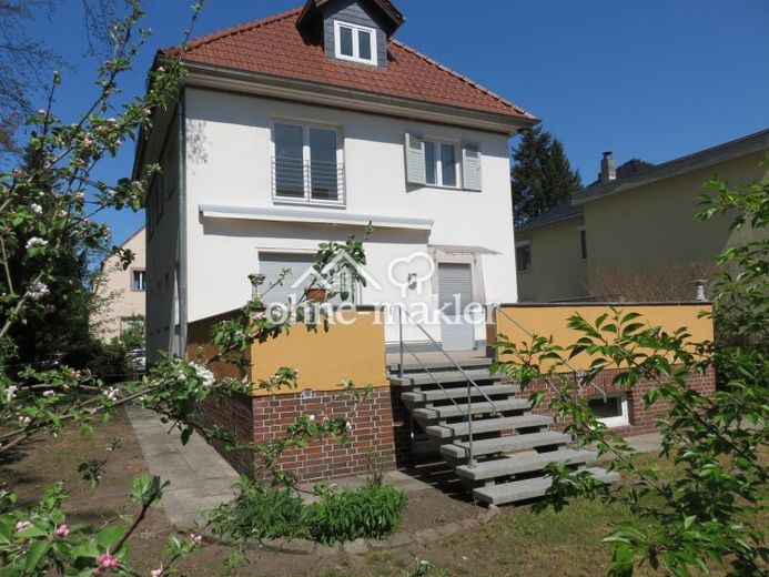 Sonnenterrasse und Saunalandschaft nahe Spandauer Forst – फोटो 1