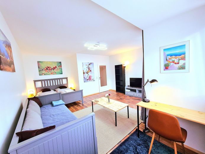 Hochwertig kernsanierte und möblierte 1,5 Zimmer Whg, schlüsselfertig mit Balkon und Küche-Derendorf – Foto 2