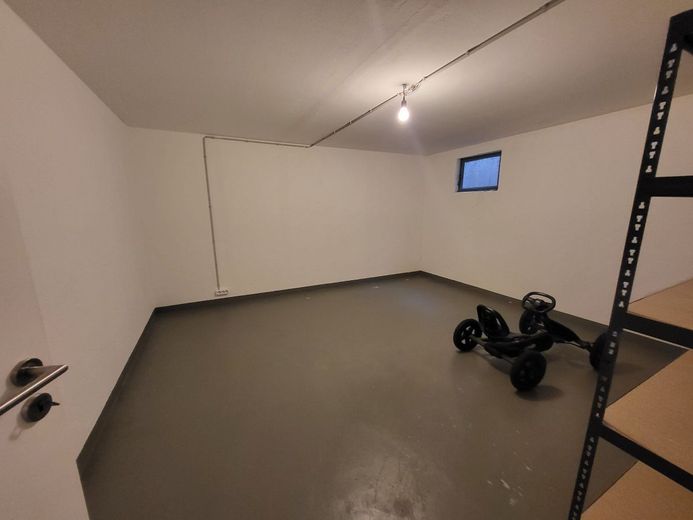 KERNSANIERTES RMH | CA. 170 m² WOHNFLÄCHE | AUFSTOCKUNG WIRD AKTUELL REALISIERT | PROVISIONSFREI – 162212