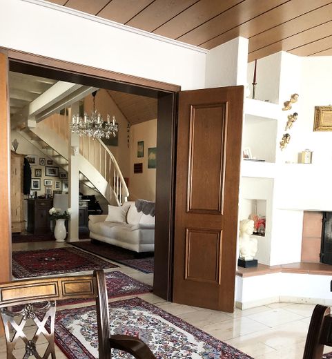 Benvenuti nel nostro appartamento maisonette di 4-5 locali + garage doppio – Foto 4