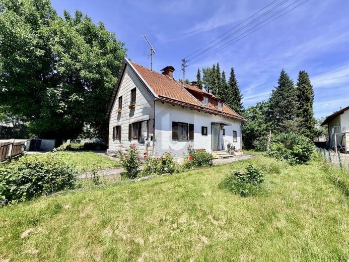 ATTRAKTIVE LAGE MIT ALTBESTAND – Foto 1