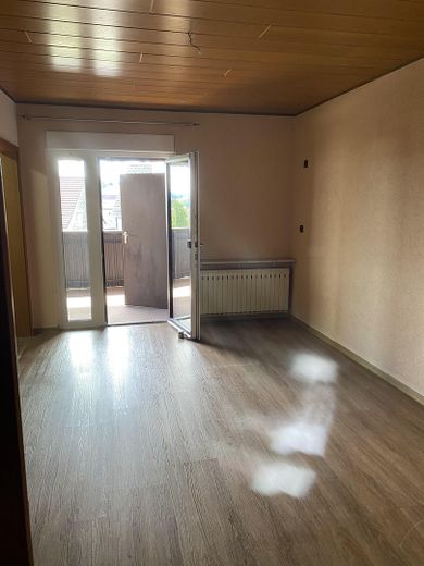 Vrijstaande woning met balkon en garage – Foto 19