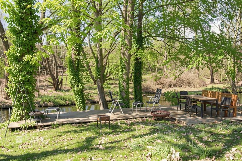 +++ Stabile Rendite in der Landeshauptstadt: 8 Wohneinheiten in der Paulsstadt +++ – Terrasse am Fluss