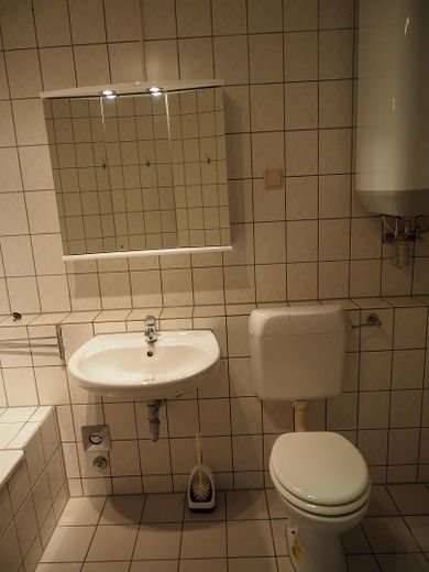 2 pièces à Birkenfeld : de l’espace pour votre quotidien – Bad