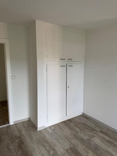 Ruhige 5 Zi-Whg. in Berg mit Balkon, renoviert – Foto 8