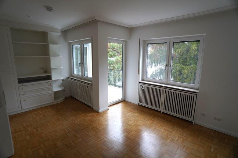 Repräsentative 3-Zimmer-ETW (120 m²) in Kronberg Stadt, sehr schöne Lage am Viktoriapark – Foto 20