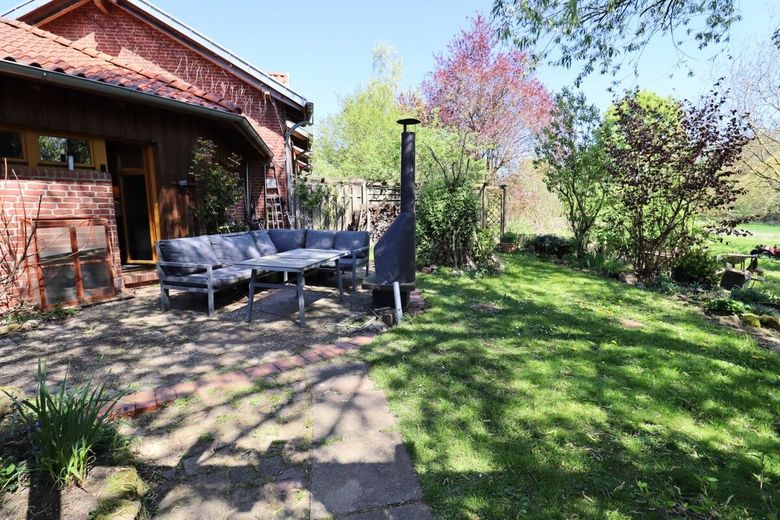 Terrasse 2 u. Garten