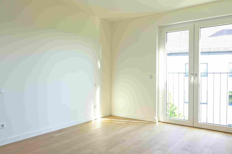 Exklusive 3,5-Zimmer-Wohnung mit Balkon und Tiefgarage in München-Sendling – Foto 3