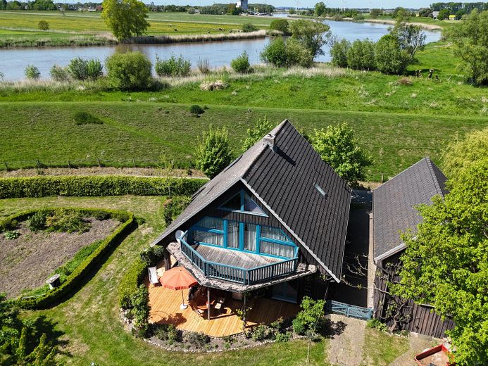 Ökologisch gebautes Holzhaus u. Nebengebäude – Foto 21