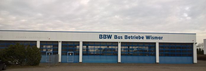 Gewerbehalle 2 (Vorderseite)