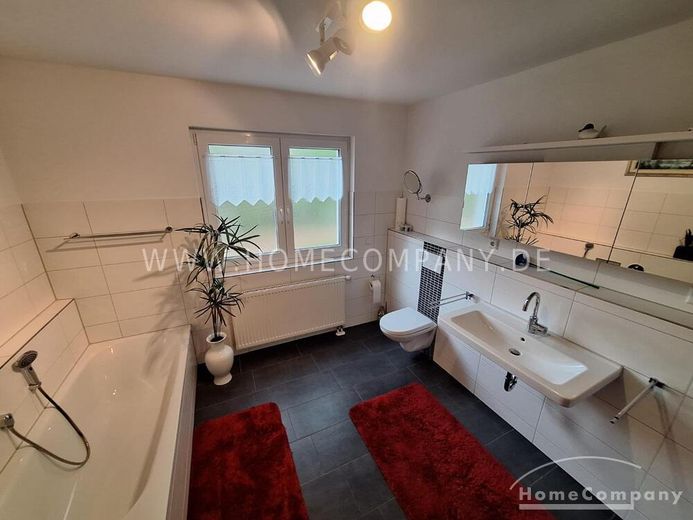Kelsterbach 8072708 - Maison mitoyenne d’extrémité meublée dans un quartier résidentiel calme – 559340a9aa4d99766d25e37f38ea21f9f74502df.jpg