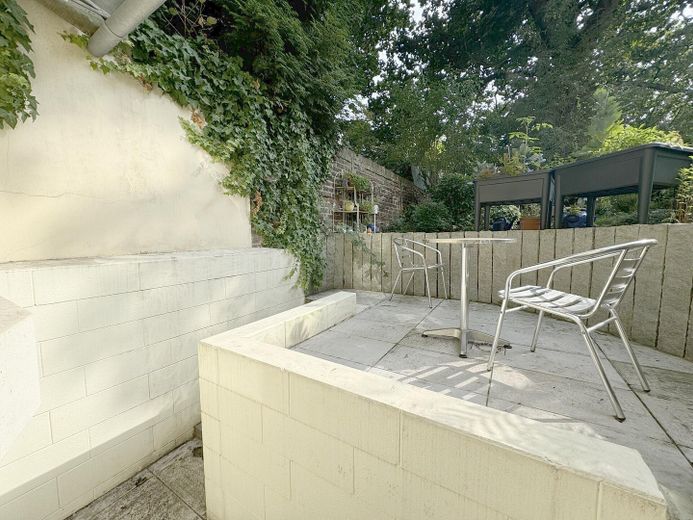 Schöne 1-Zimmer Studentenwohnung in Bonner Bestlage – Terrasse