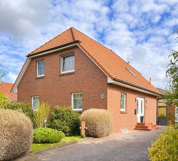 Wo Familienglück ein Zuhause findet - Klinkerhaus 
mit großem Garten in ruhiger Wohnlage von Altenwalde – Ein Zuhause mit Charakter