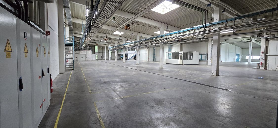 Produktionshalle Ansicht 1