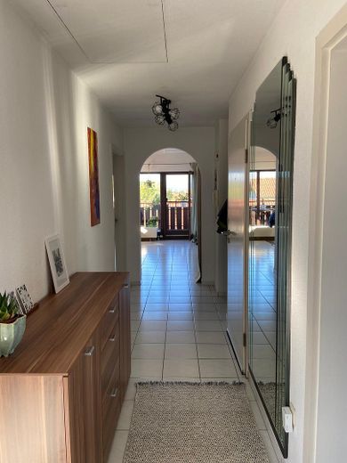 Flur in Richtung Wohnzimmer